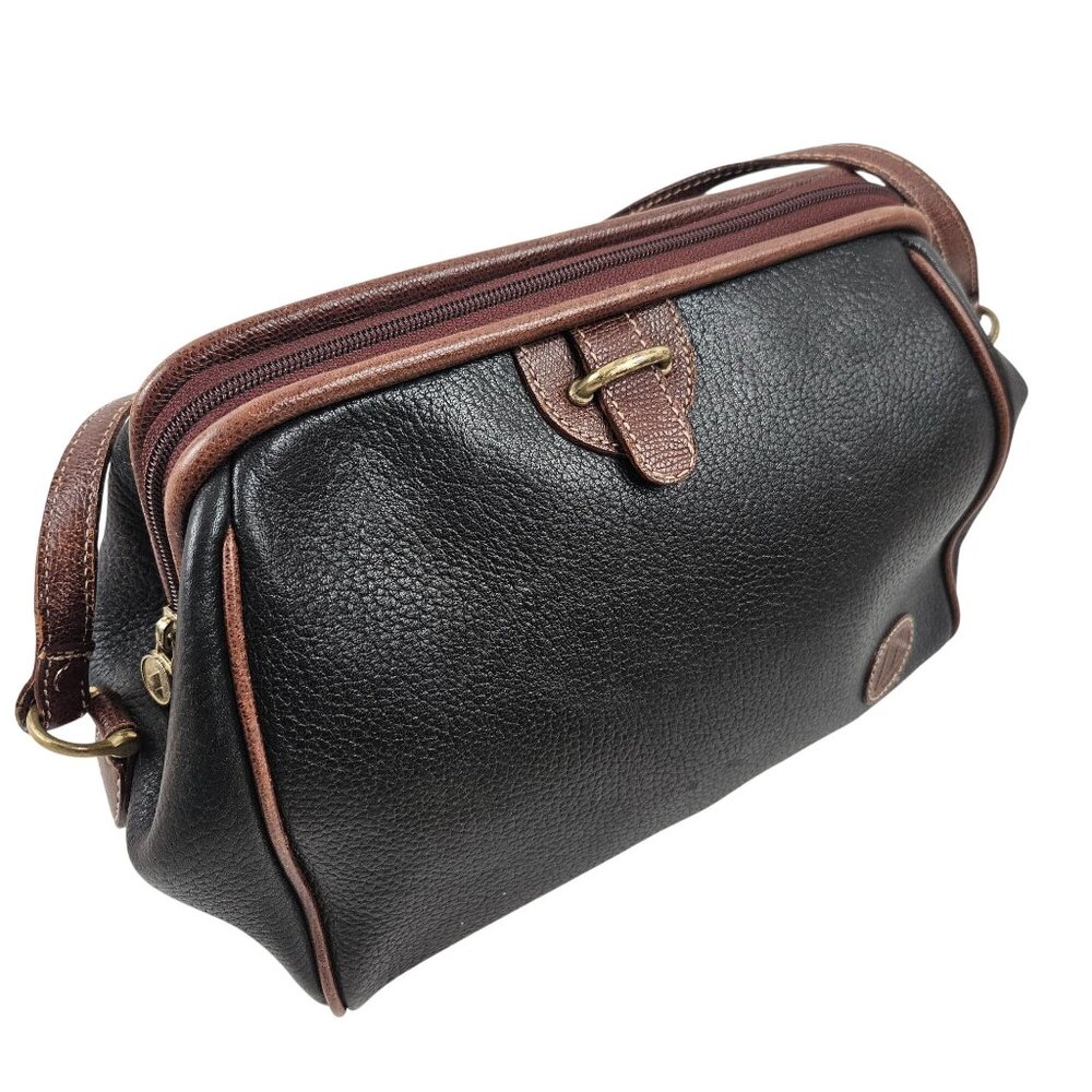 Liz Claiborne Shoulder Bag Black Leather Brown Accents Adjustable Strap Pocket